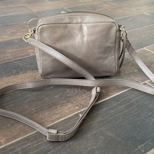 NWT Hobo handbags Rennie Crossbody in Ash